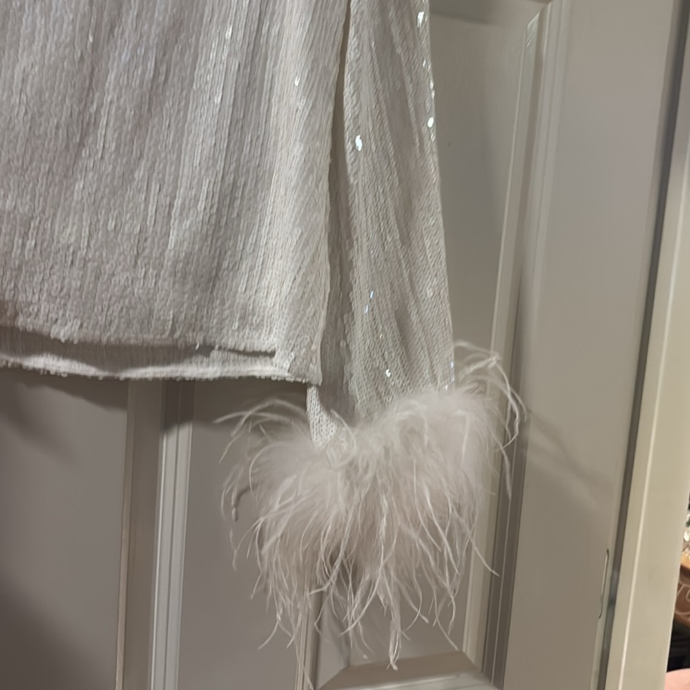 Hutch Lulu Long-Sleeve Sequin Faux Feather Top - Picture 4 of 7